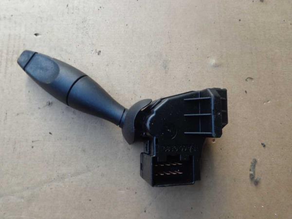 COMMODO FORD FIESTA 2002-2008 / FUSION 2002-2012  ( COTE ESSUIE GLACE ) - Vue 2